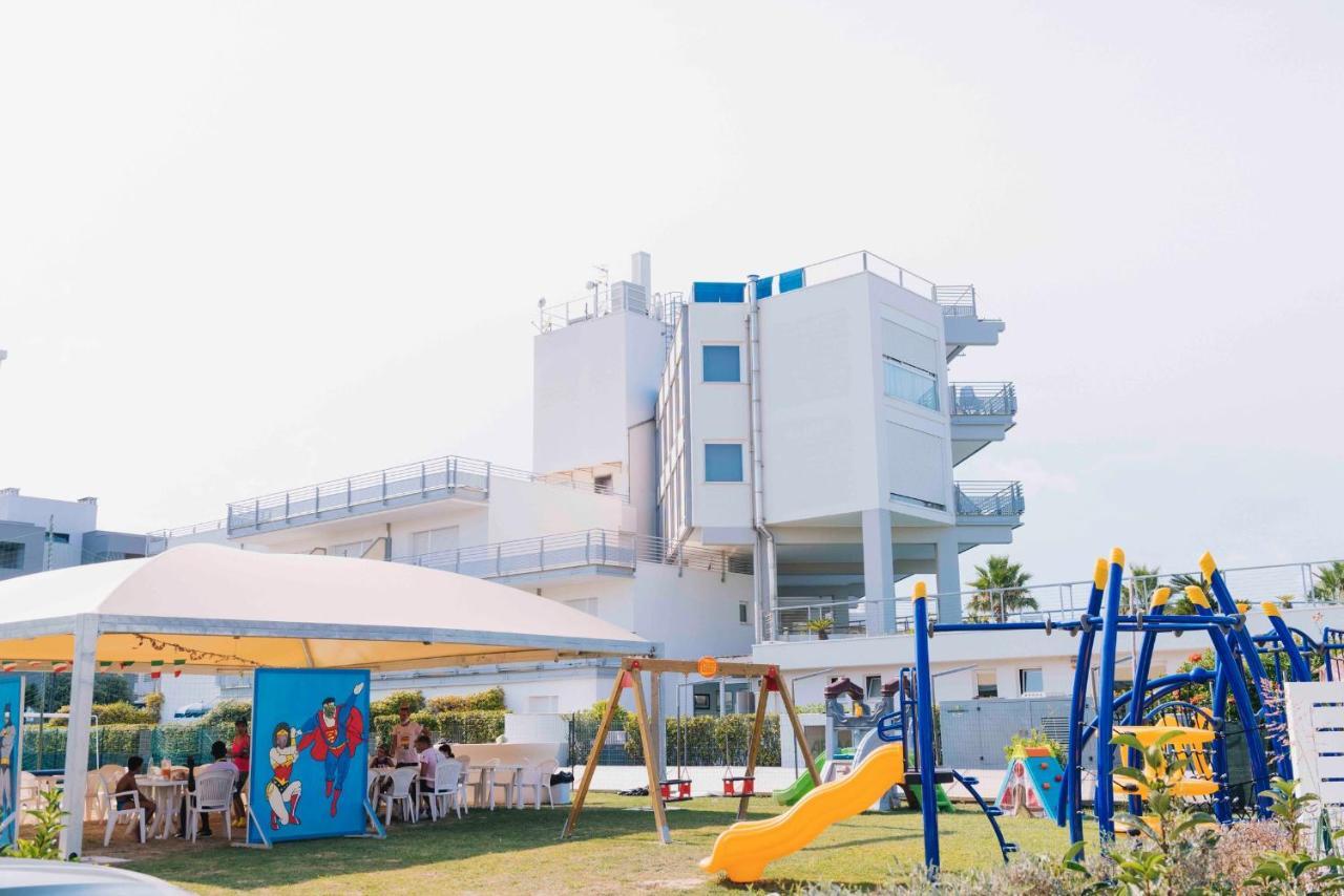 Seapark Spa Resort ジュリアノーヴァ エクステリア 写真