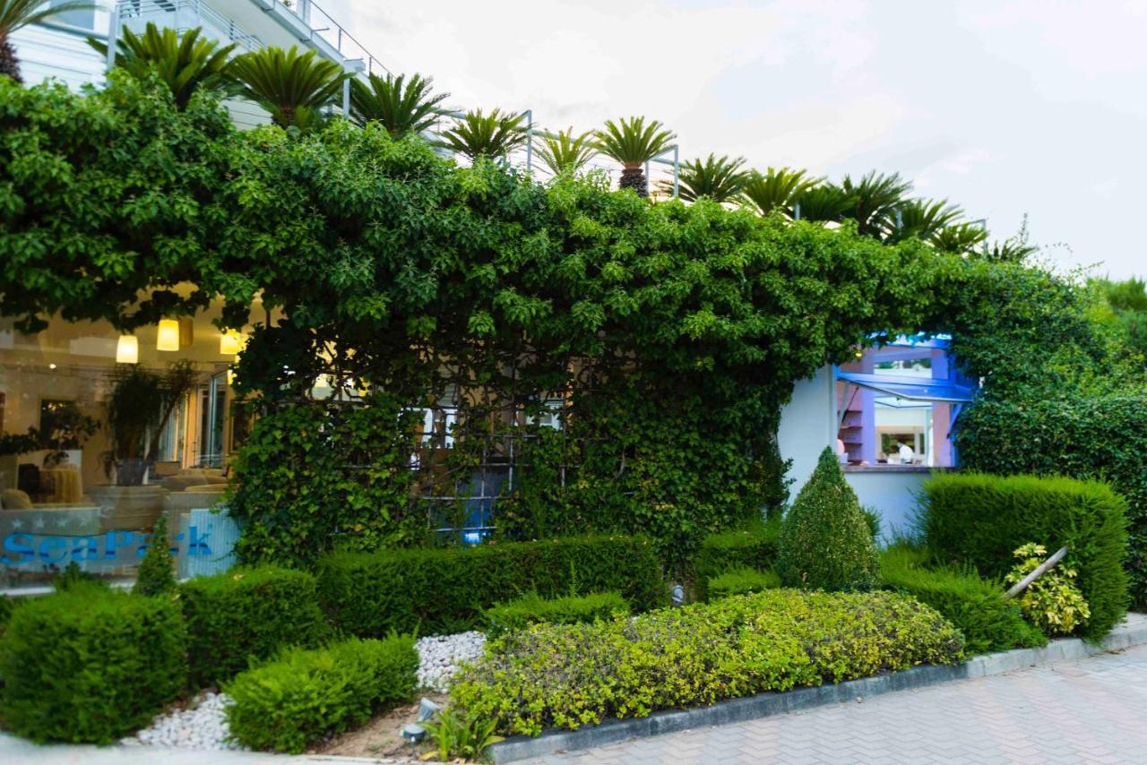 Seapark Spa Resort ジュリアノーヴァ エクステリア 写真